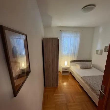 Jelena Apartman Supetar